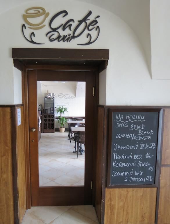 Hotel Cesky Dvur Beroun  Dış mekan fotoğraf