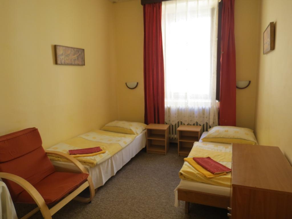 Hotel Cesky Dvur Beroun  Oda fotoğraf