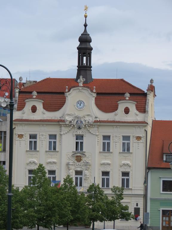 Hotel Cesky Dvur Beroun  Dış mekan fotoğraf
